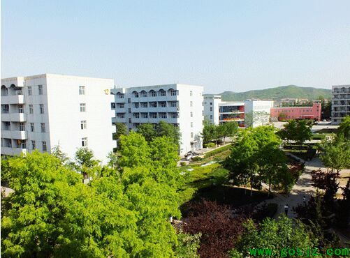 石家庄同仁医学院校园环境怎样？