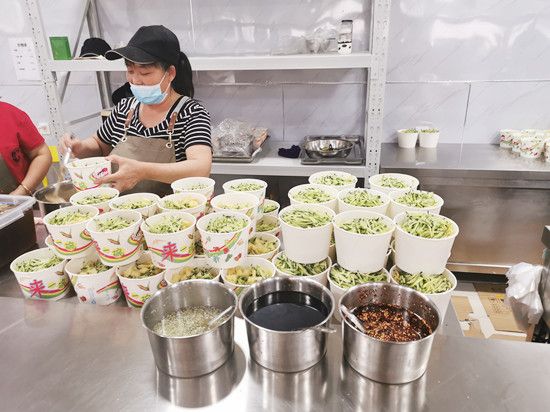 河北同仁医学院学生食堂好不好？上图最新