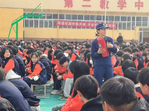 河北同仁医学院-消防安全进校园