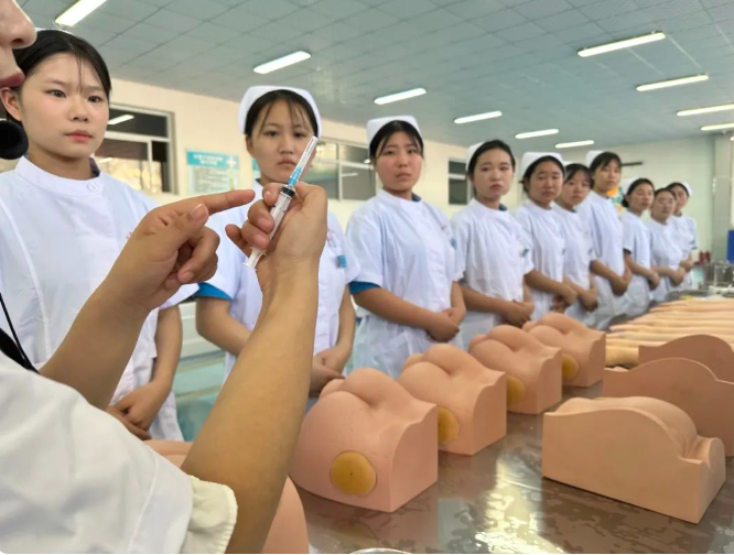 2026年河北同仁医学中等专业学校3+3升学班要多少分?